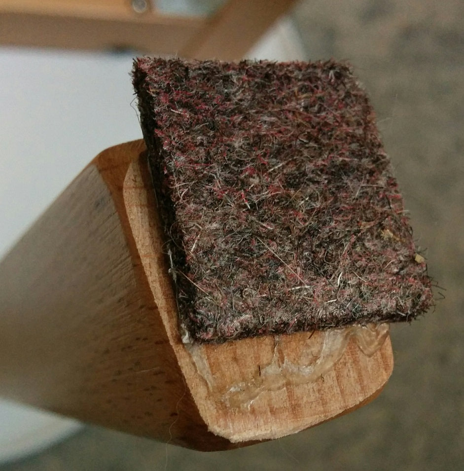 Why didn’t my self adhesive pads stay on? - Flexi-Felt Australia